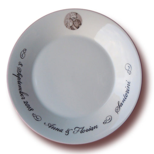 Teller zur Hochzeit mit Paar