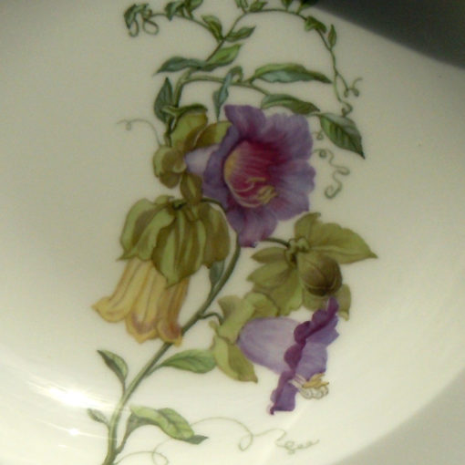 Glockenrebe als Porzellanmalerei